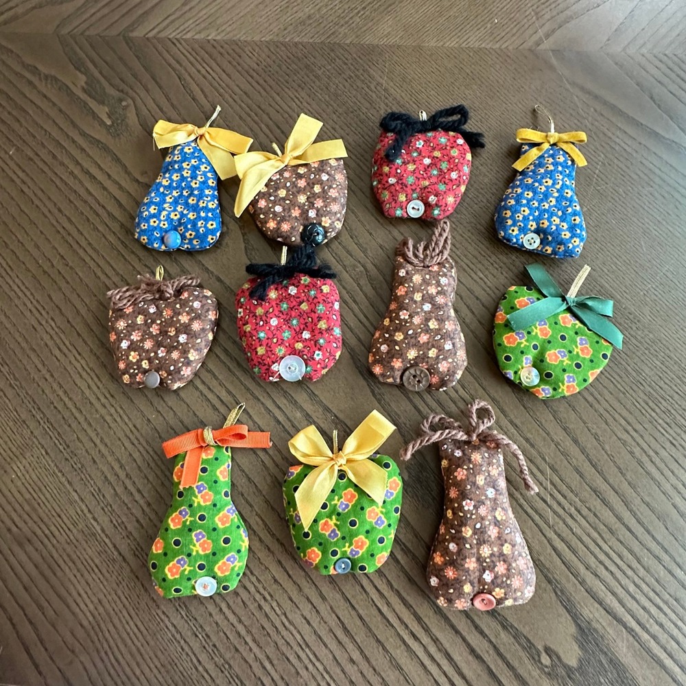 11pc Handmade Fabric Fruit Ornaments Primitive Calico Floral Apples Pears Decor